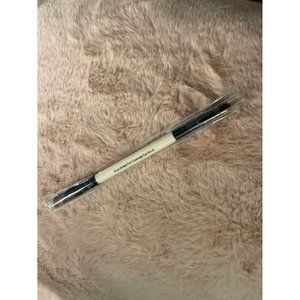 bobbi brown dual ended full coverage eye brush